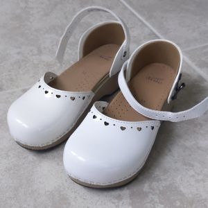 Dansko Girls Sz 3 Euro 33 Strap Leather Nurse Clog